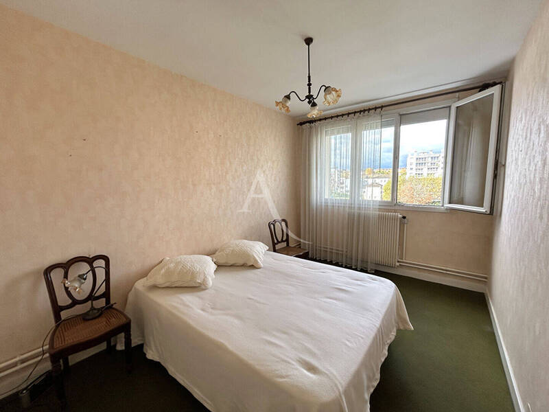 Vente appartement 4 pièces 82.48 m² à Mâcon 71000