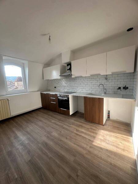 Location appartement 3 pièces 79.37 m² à Cluny 71250 4 - 680 €