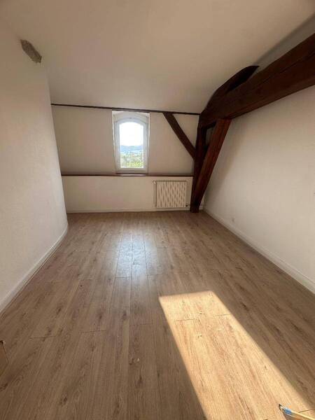 Location appartement 3 pièces 79.37 m² à Cluny 71250 4 - 680 €