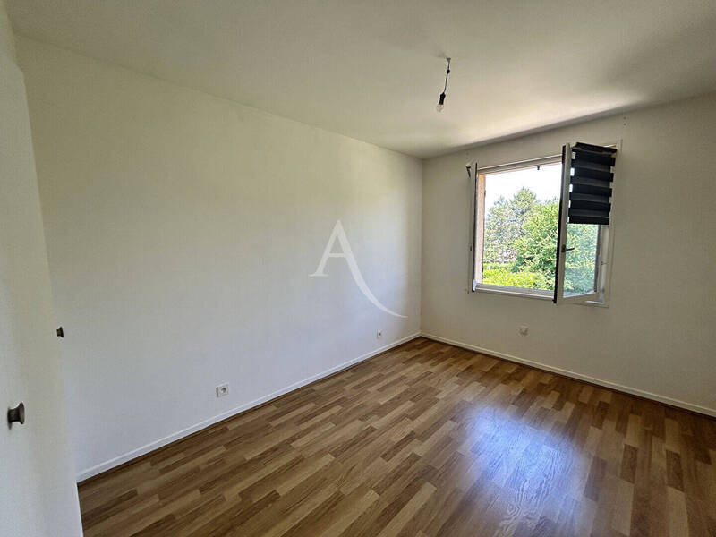 Vente maison 4 pièces 90.47 m² à Laizé 71870