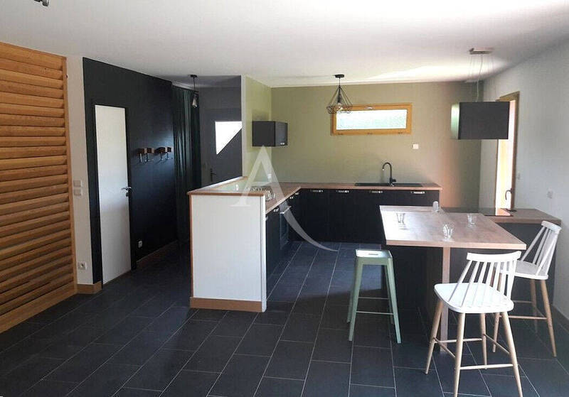 Vente maison 5 pièces 115 m² à Laizé 71870