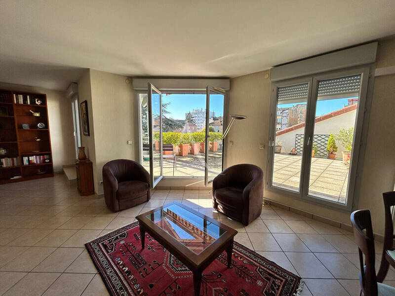 Vente appartement 5 pièces 138.9 m² à Mâcon 71000