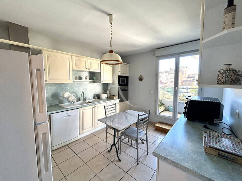 Vente appartement 5 pièces 138.9 m² à Mâcon 71000