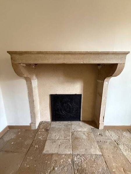 Location appartement 48.5 m² à Viré 71260 - 450 €