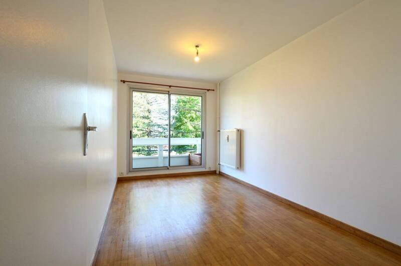 Rent apartment appartement 3 rooms 75.2 m² in Mâcon 71000 - 770 €