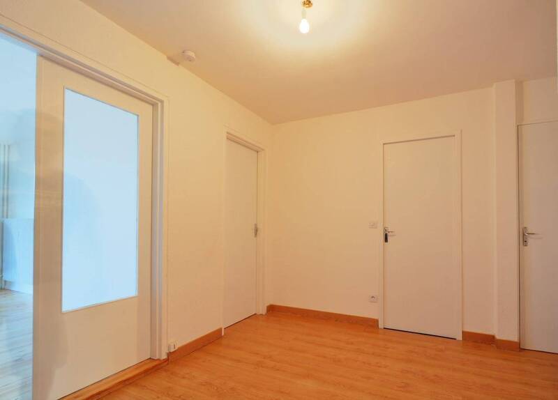 Rent apartment appartement 3 rooms 75.2 m² in Mâcon 71000 - 770 €