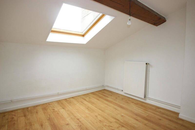 Rent apartment appartement 5 rooms 102.84 m² in Mâcon 71000 4 - 750 €