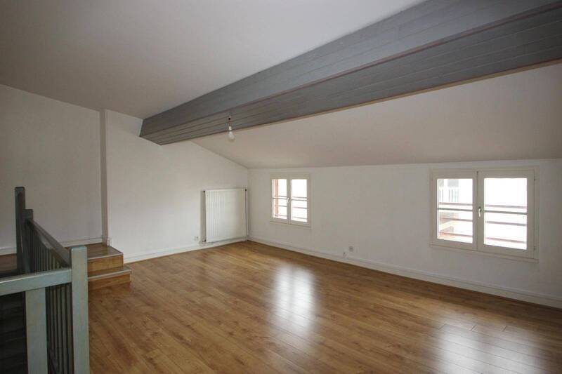 Rent apartment appartement 5 rooms 102.84 m² in Mâcon 71000 4 - 750 €
