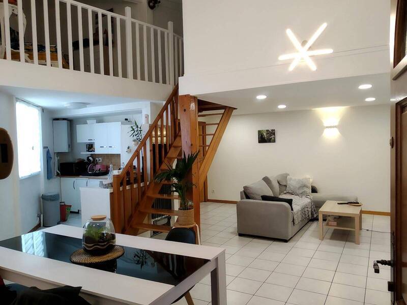 Location appartement 64.23 m² à Fontaines-sur-Saône 69270 - 880 €