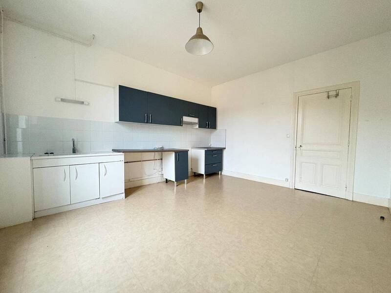 Location appartement 3 pièces 89.43 m² à Solutré-Pouilly 71960 6 - 700 €