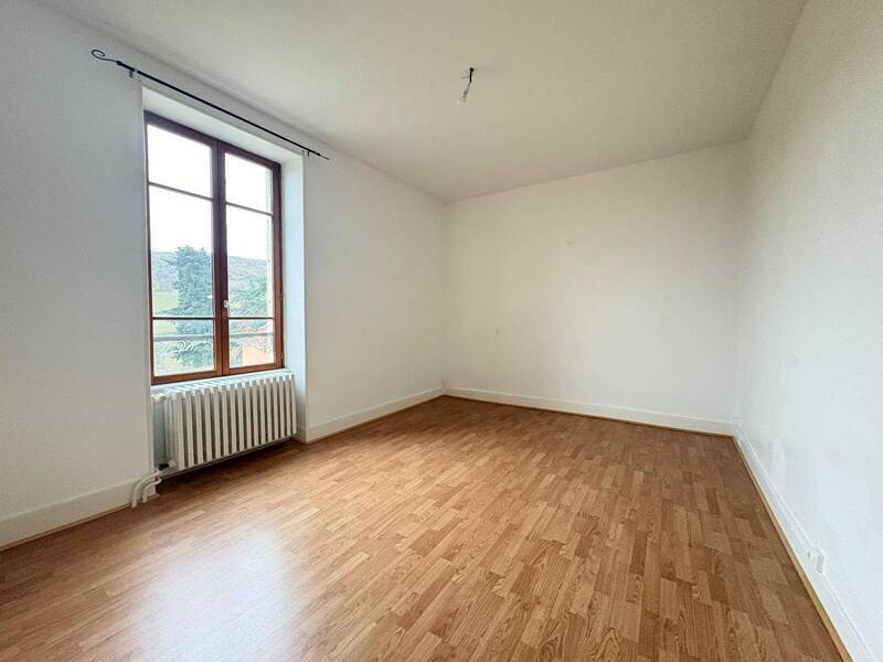 Location appartement 3 pièces 89.43 m² à Solutré-Pouilly 71960 6 - 700 €