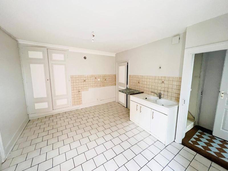 Location appartement 3 pièces 85.16 m² à Charnay-lès-Mâcon 71850 4 - 650 €