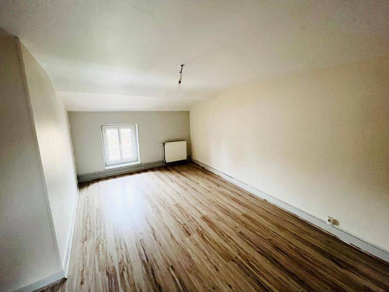 Location appartement 3 pièces 85.16 m² à Charnay-lès-Mâcon 71850 4 - 650 €