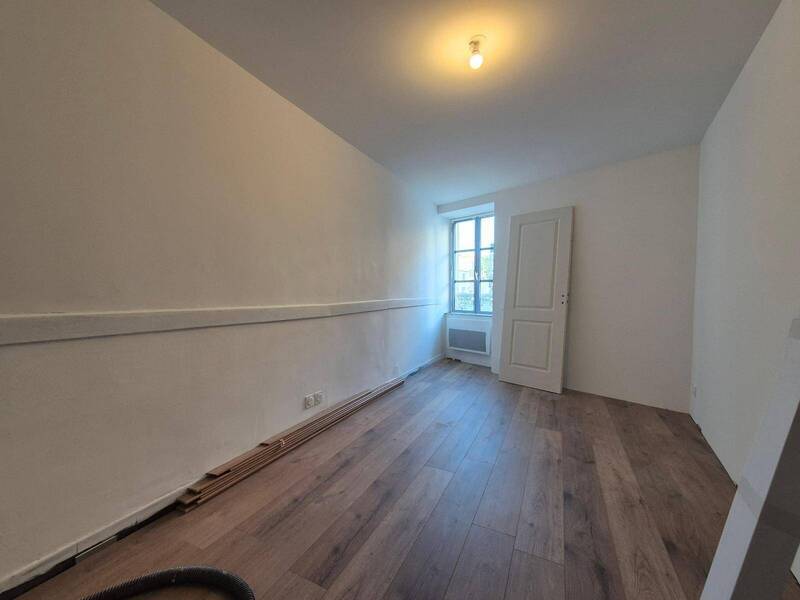 Location appartement 3 pièces 87 m² à Mâcon 71000 4 - 950 €