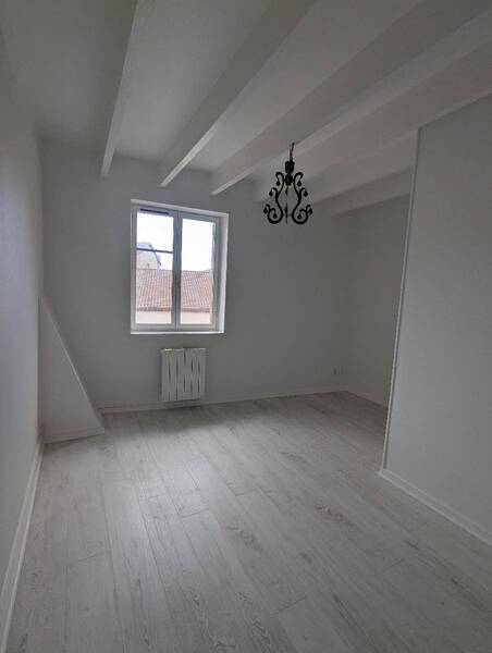 Location appartement 3 pièces 46.3 m² à Beaujeu 69430 4 - 540 €