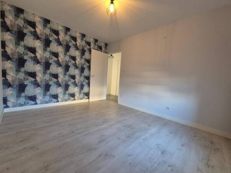 Location appartement 4 pièces 82.25 m² à Charnay-lès-Mâcon 71850 5 - 930 €