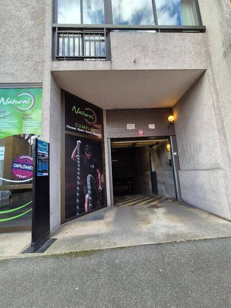 Location garage - parking parking à Mâcon 71000 - 83 €