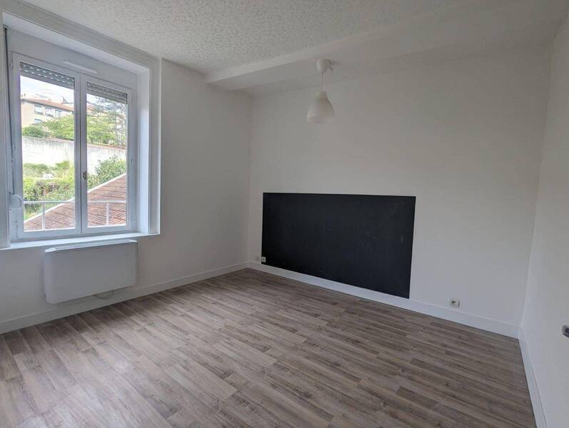 Location appartement 3 pièces 56.69 m² à Tarare 69170 4 - 610 €