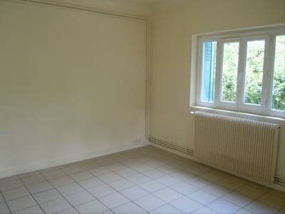 Location appartement 2 pièces 54 m² à Mâcon 71000 5 - 528 €