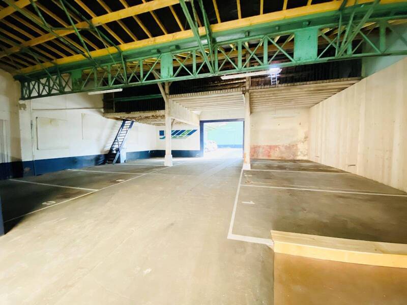 Rent garage - parking parking in Mâcon 71000 4 - 58 €