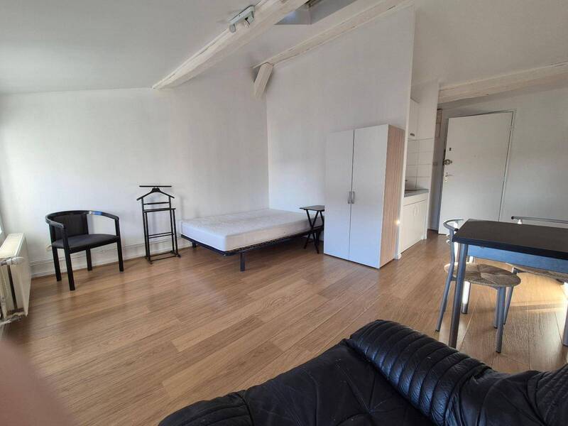 Location appartement 1 pièce 22.54 m² à Mâcon 71000 4 - 340 €