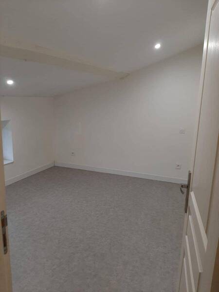 Location appartement 3 pièces à Mâcon 71000 4 - 615 €