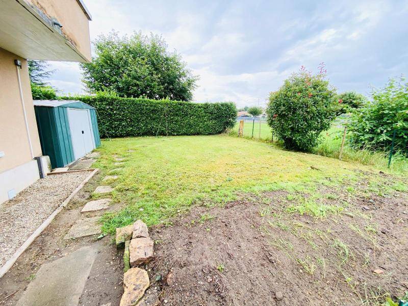 Rent apartment appartement rénové 3 rooms 61 m² in Feillens 01570 5 - 580 €