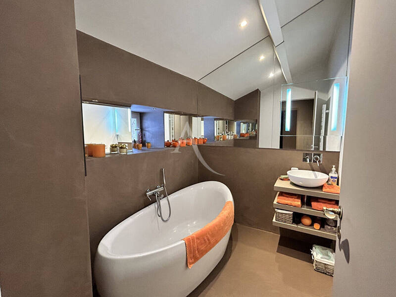 Vente maison 5 pièces 195 m² à Charnay-lès-Mâcon 71850