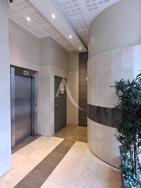 Vente appartement 3 pièces 73 m² à Lyon 7e Arrondissement 69007