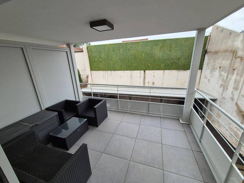 Location appartement récent 2 pièces 49.99 m² à Mâcon 71000 4 - 795 €