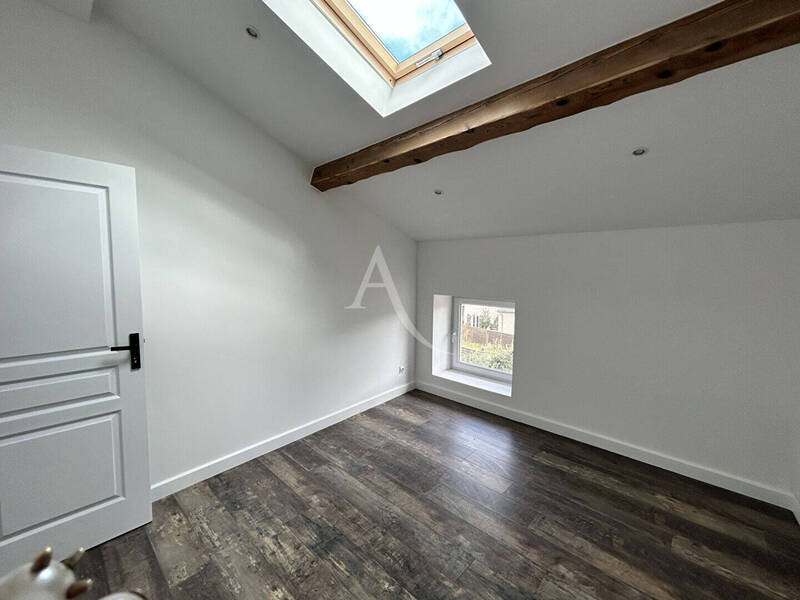 Vente immeuble à Uchizy 71700