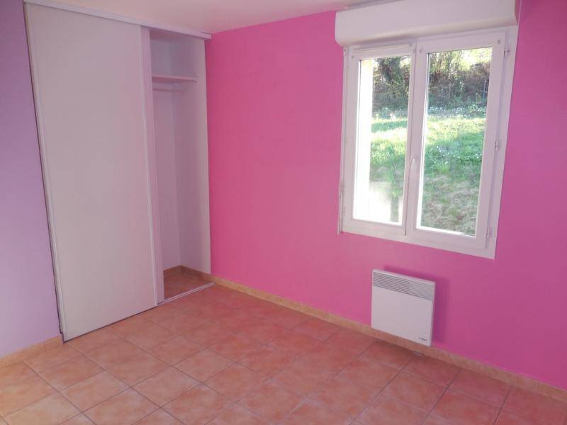 Location maison individuelle 4 pièces 88 m² à Saint-Amour-Bellevue 71570 5 - 910 €