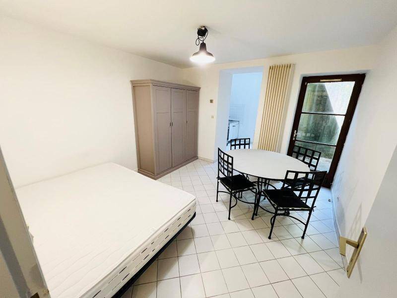 Location appartement 1 pièce 24.86 m² à Mâcon 71000 4 - 310 €