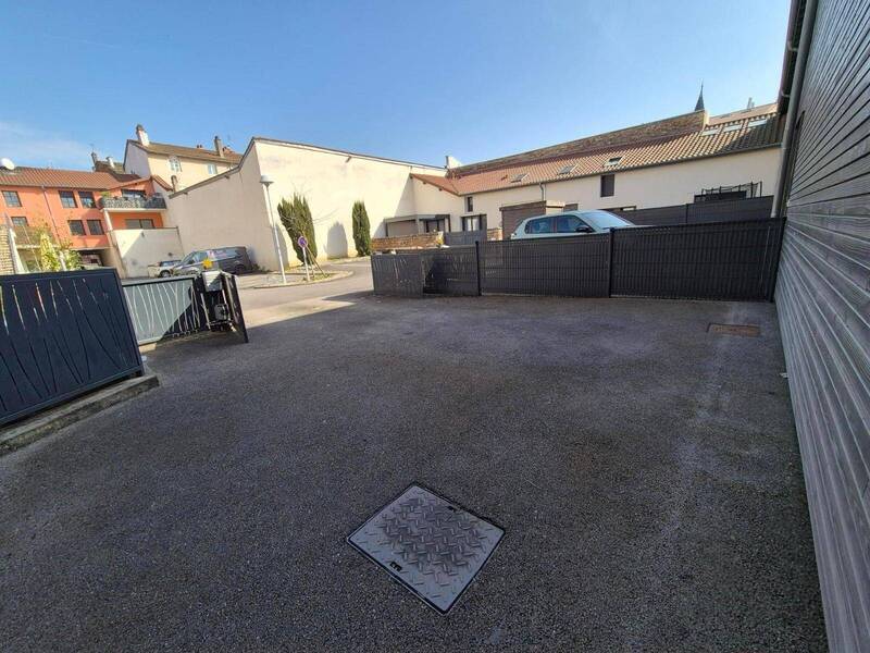Location maison individuelle 4 pièces 111 m² à Mâcon 71000 4 - 1 153 €