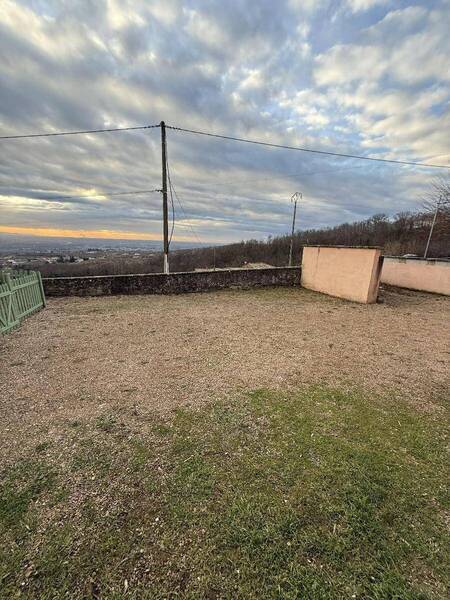 Location appartement 5 pièces 165.91 m² à Chénas 69840 6 - 1 130 €