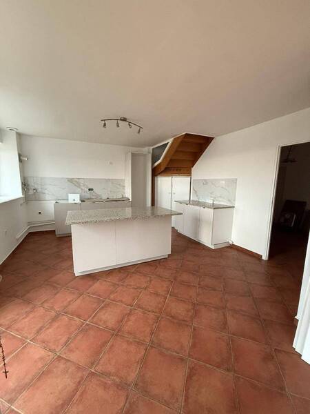 Location appartement 5 pièces 165.91 m² à Chénas 69840 6 - 1 130 €