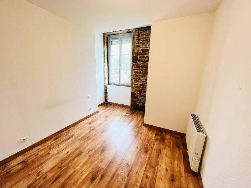 Location appartement rénové 2 pièces 60 m² à Mâcon 71000 5 - 545 €