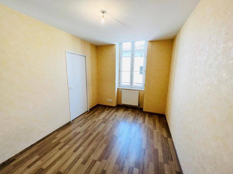 Rent apartment appartement 3 rooms 56.07 m² in Saint-Laurent-sur-Saône 01750 5 - 620 €