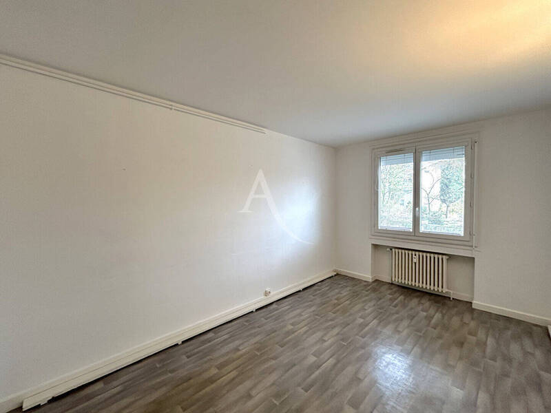 Vente appartement 6 pièces 141.88 m² à Mâcon 71000