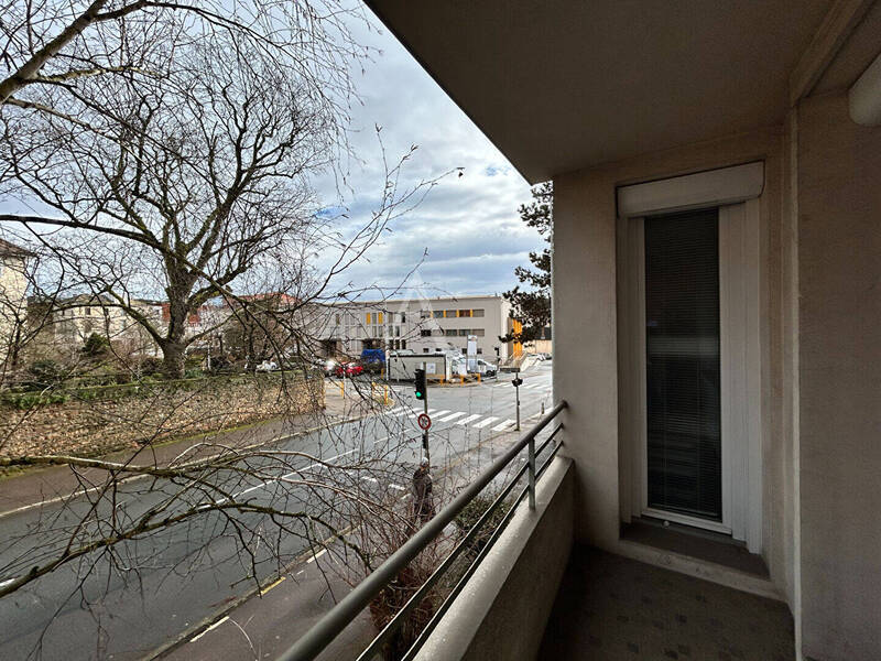 Vente appartement 6 pièces 141.88 m² à Mâcon 71000