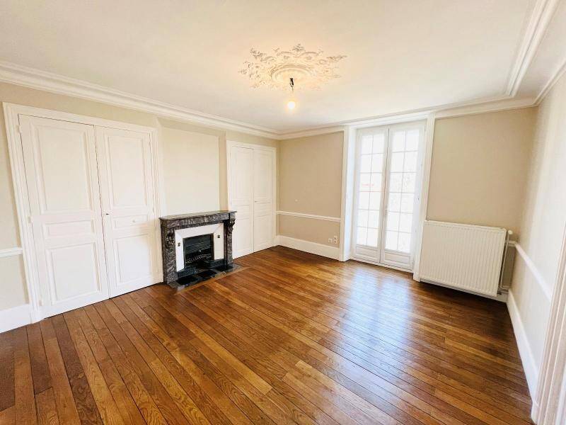 Location appartement neuf 3 pièces 85.18 m² à Mâcon 71000 5 - 850 €