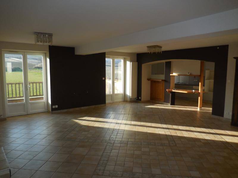 Location maison individuelle 4 pièces 117 m² à Verzé 71960 4 - 980 €