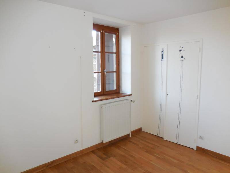 Location maison individuelle 4 pièces 117 m² à Verzé 71960 4 - 980 €