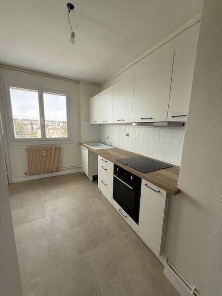 Location appartement 4 pièces 85.08 m² à Mâcon 71000 - 900 €