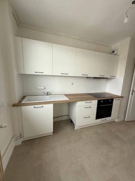 Location appartement 4 pièces 85.08 m² à Mâcon 71000 - 900 €