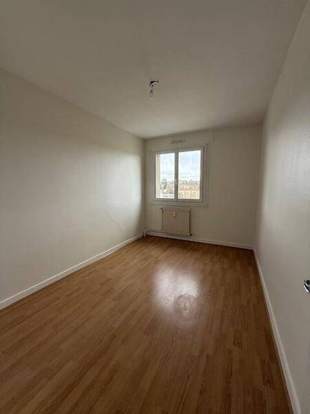 Location appartement 4 pièces 85.08 m² à Mâcon 71000 - 900 €