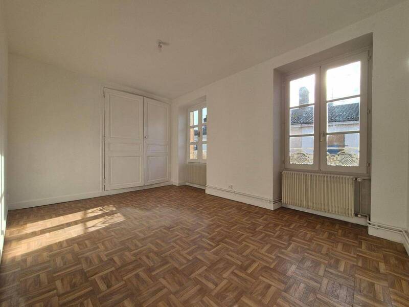 Location appartement 2 pièces 43.02 m² à Mâcon 71000 4 - 410 €