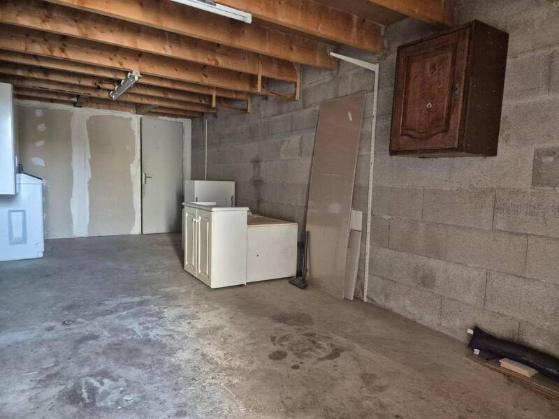 Location appartement 4 pièces 100.74 m² à Crêches-sur-Saône 71680 5 - 900 €