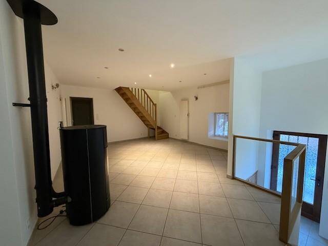 Location maison 3 pièces 90.01 m² à Lournand 71250 - 690 €