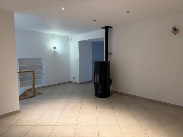 Location maison 3 pièces 90.01 m² à Lournand 71250 - 690 €